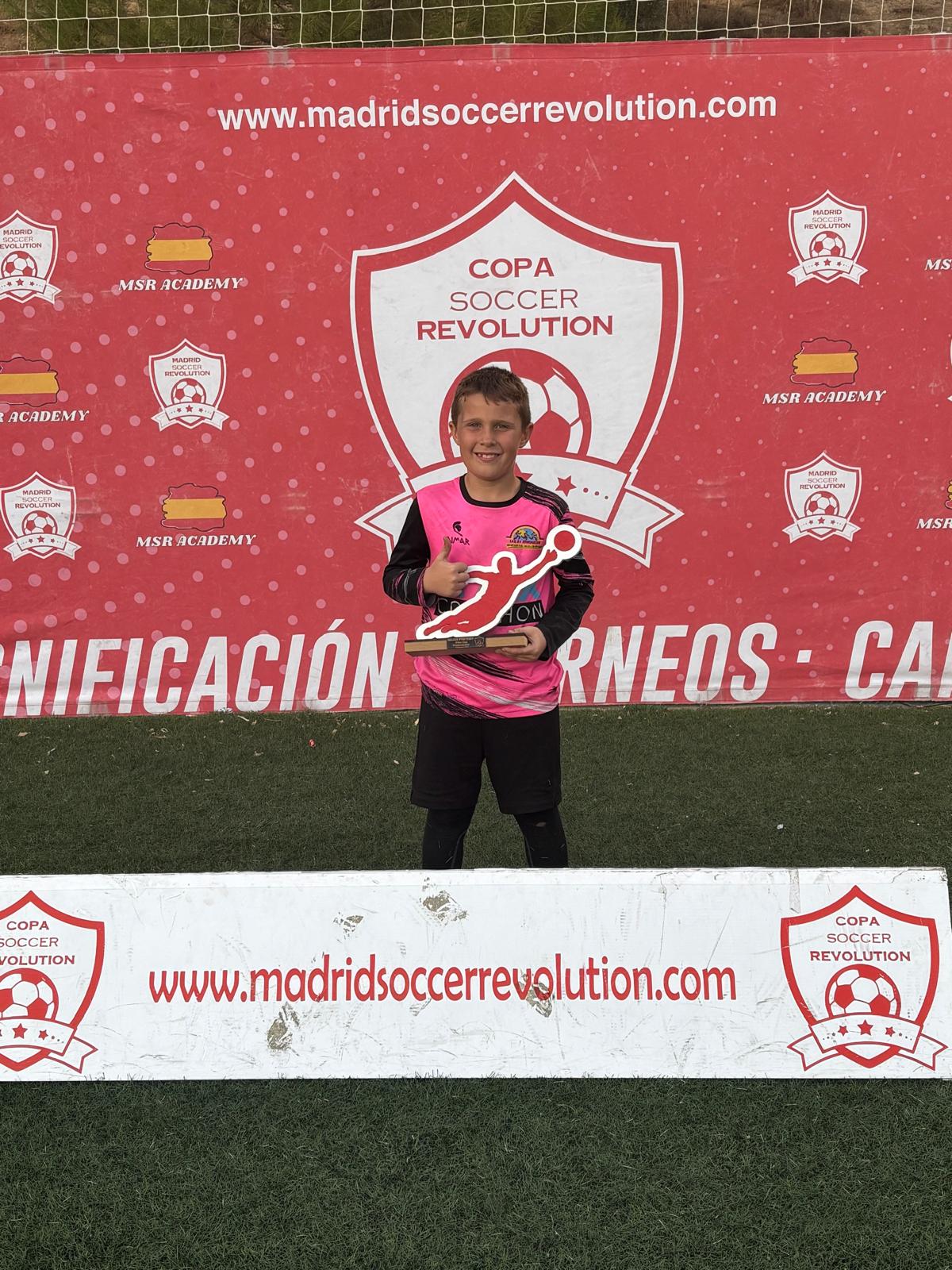 WhatsApp Image 2025-10-12 at 19.09.36 https://madridsoccerrevolution.com/wp-content/uploads/2025/10/WhatsApp-Image-2025-10-12-at-19.09.36.jpeg